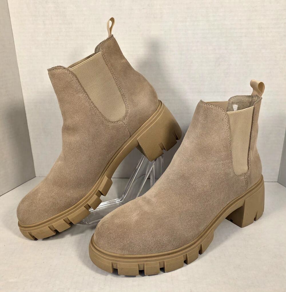Steve Madden Howler Sand Suede Chelsea Lug Sole Boots Size 10